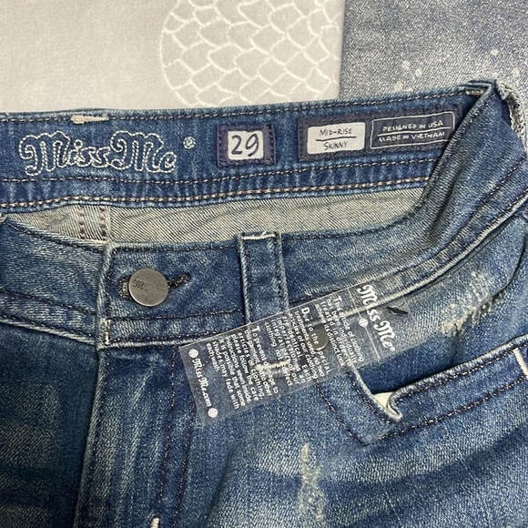 New!! Miss Me Mid-rise Skinny Jeans Size 29 - Picture 6 of 13
